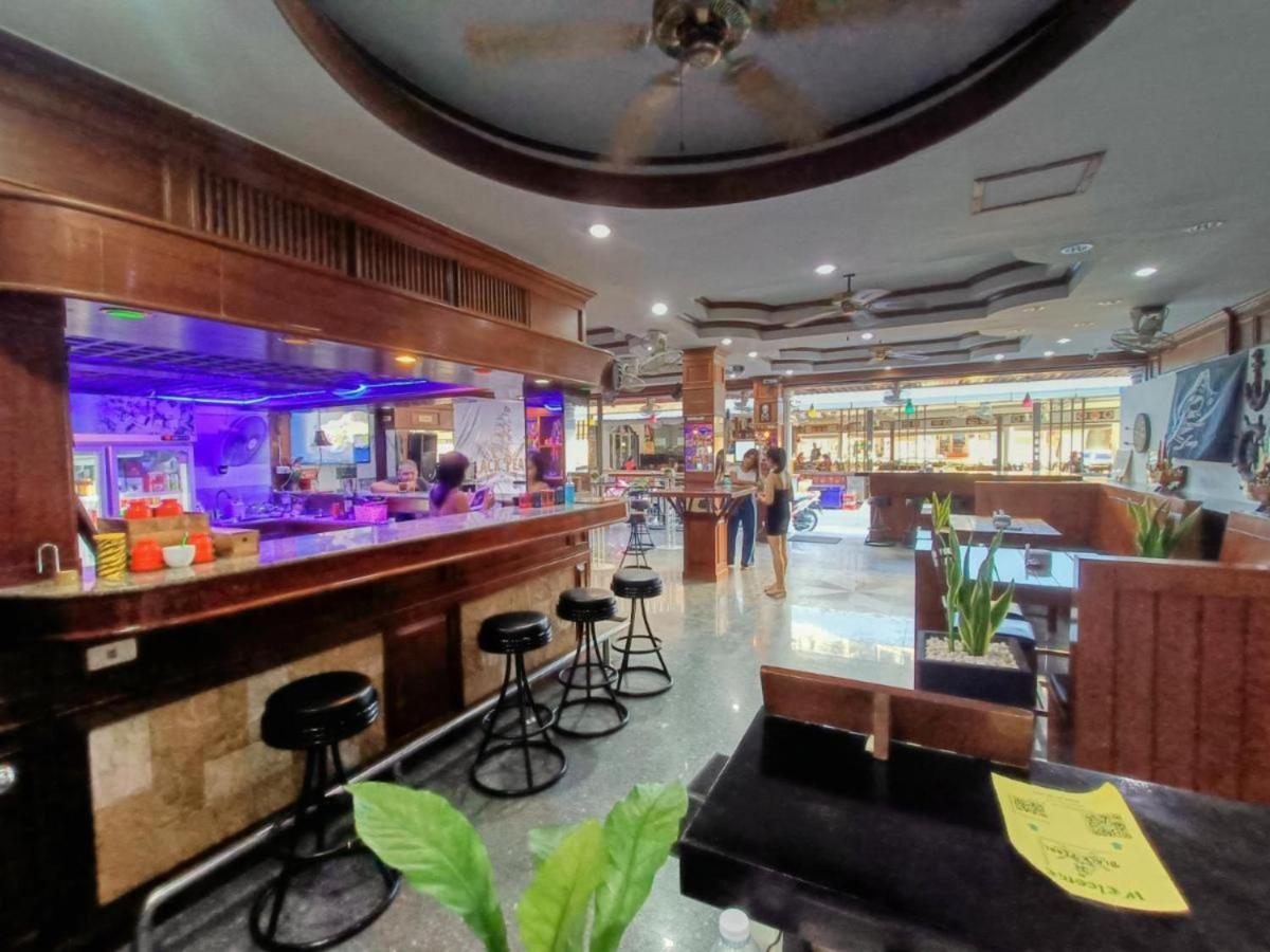 Hotell Black Pearl Beachfront Phuket